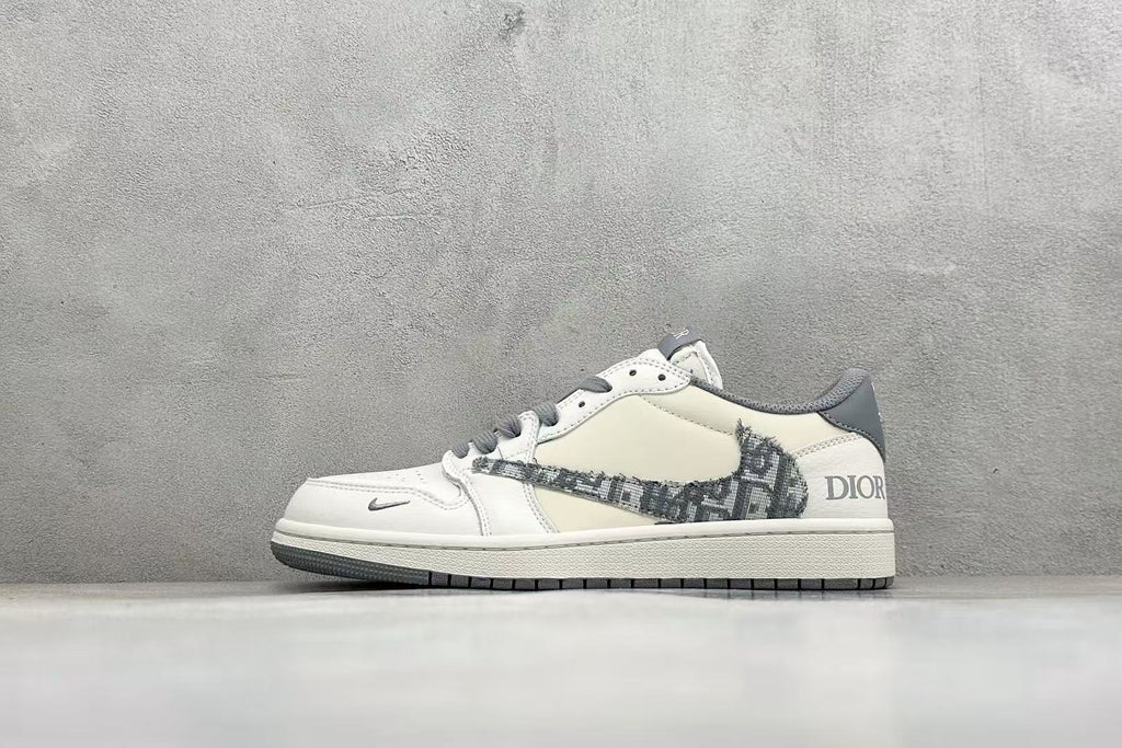 AJ1 Low Travis Scott x Dior Monogram Customs