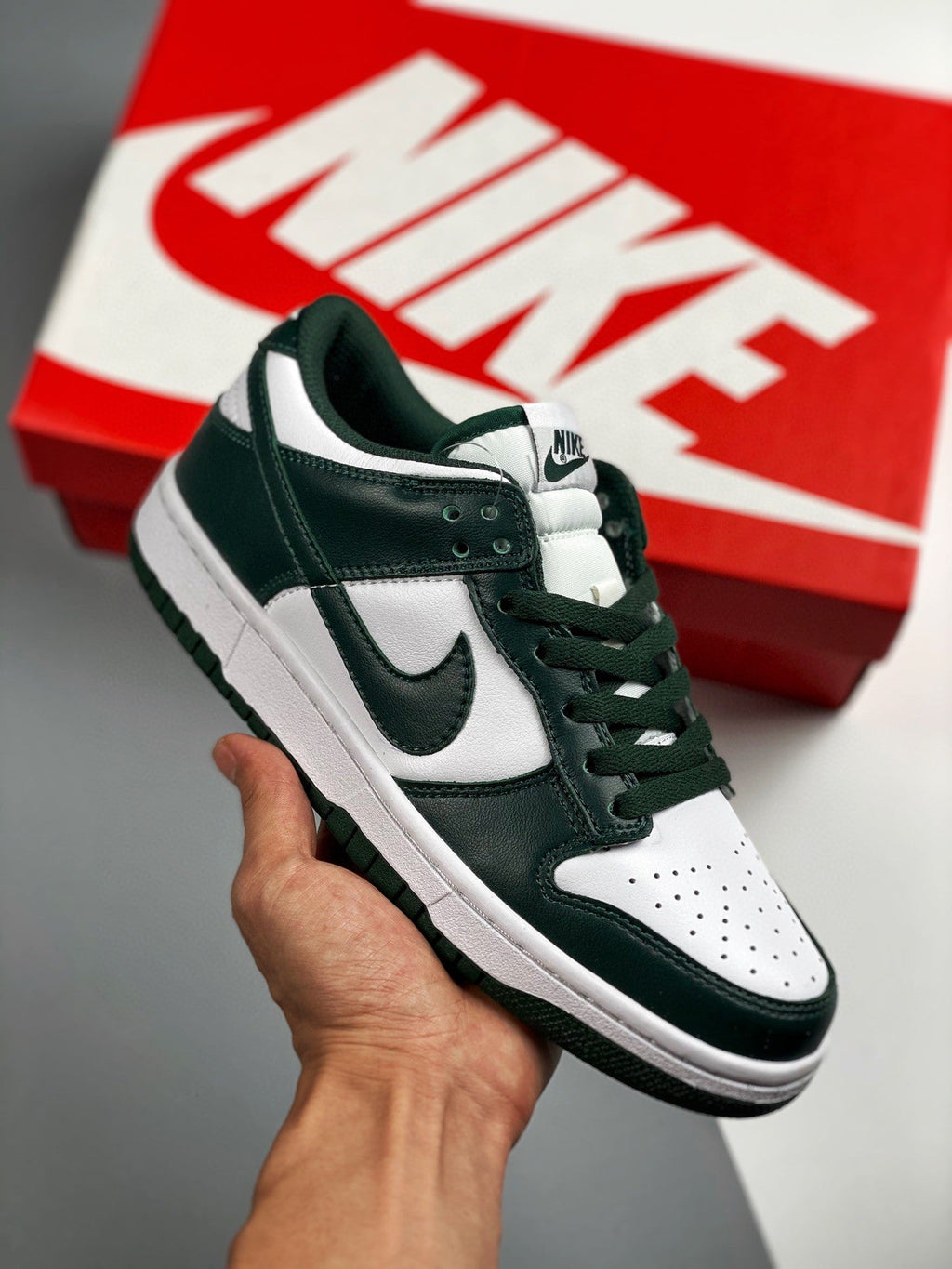 SB Dunk Spartan Green